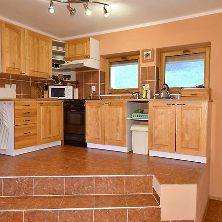 Apartman U Sarky Valaská Εξωτερικό φωτογραφία